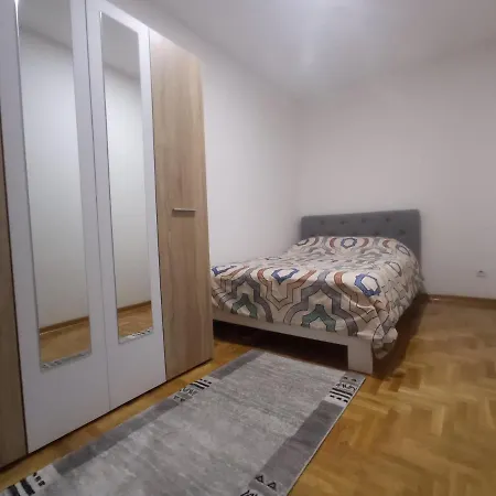Apartman Ledine * Ledine